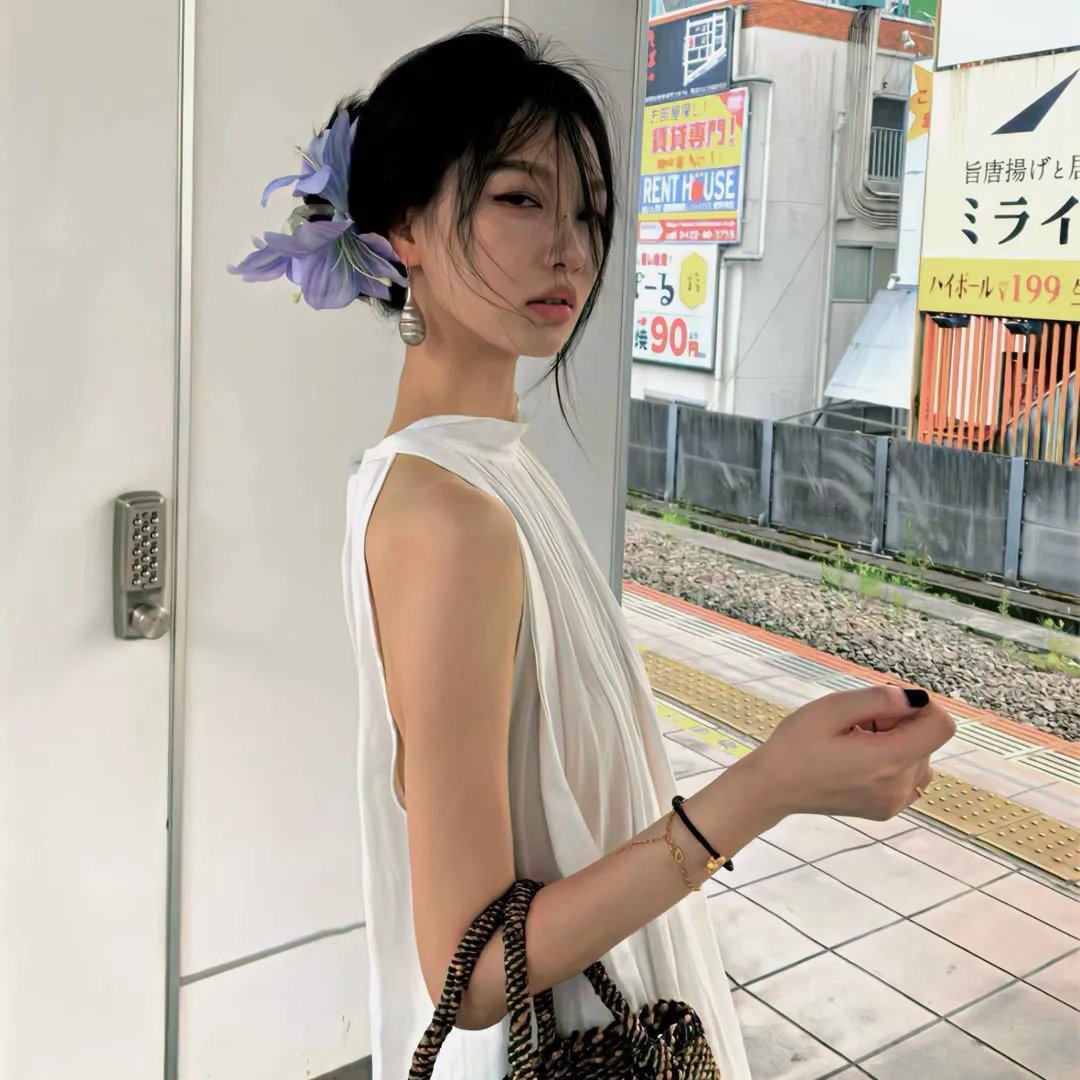 弹幕教我哄好偏执反派